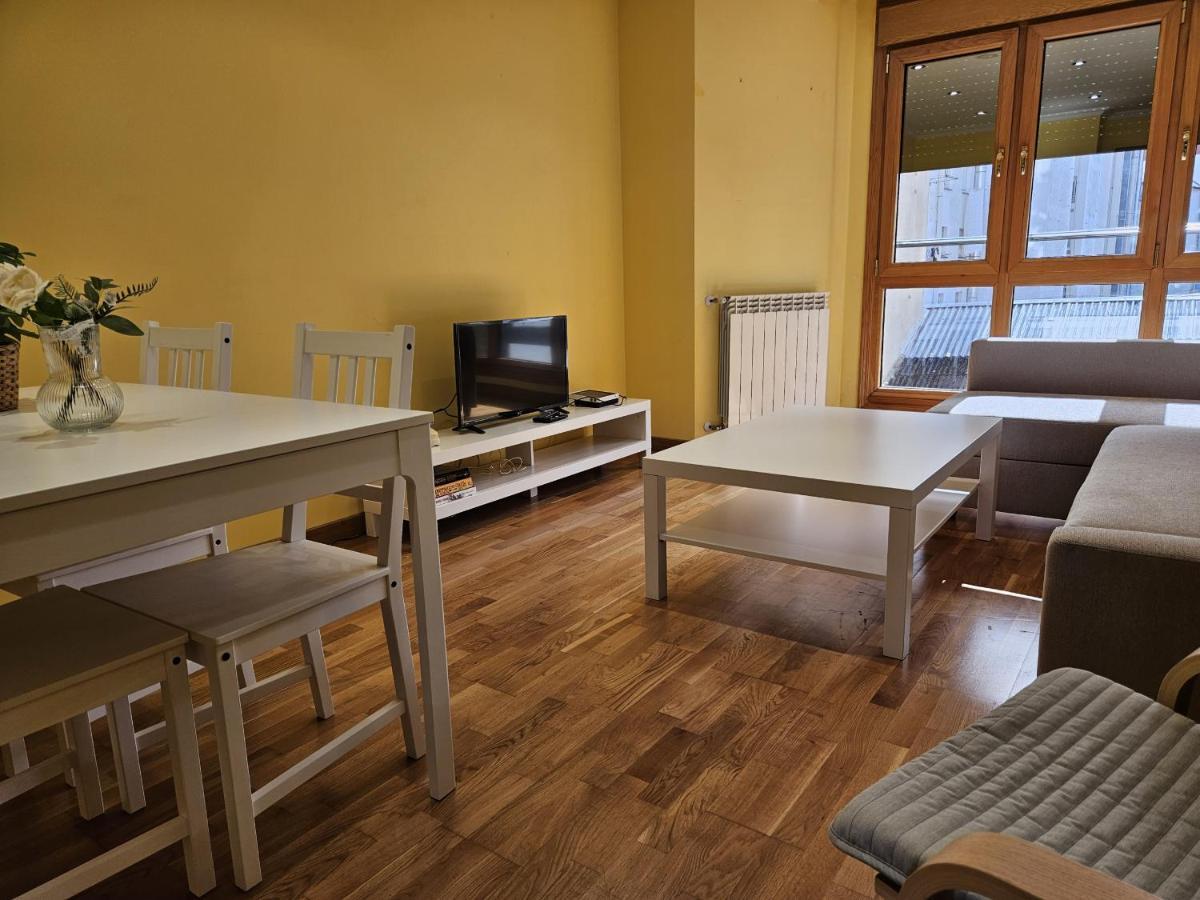 196A Acogedor Apartamento En Gijón Buitenkant foto