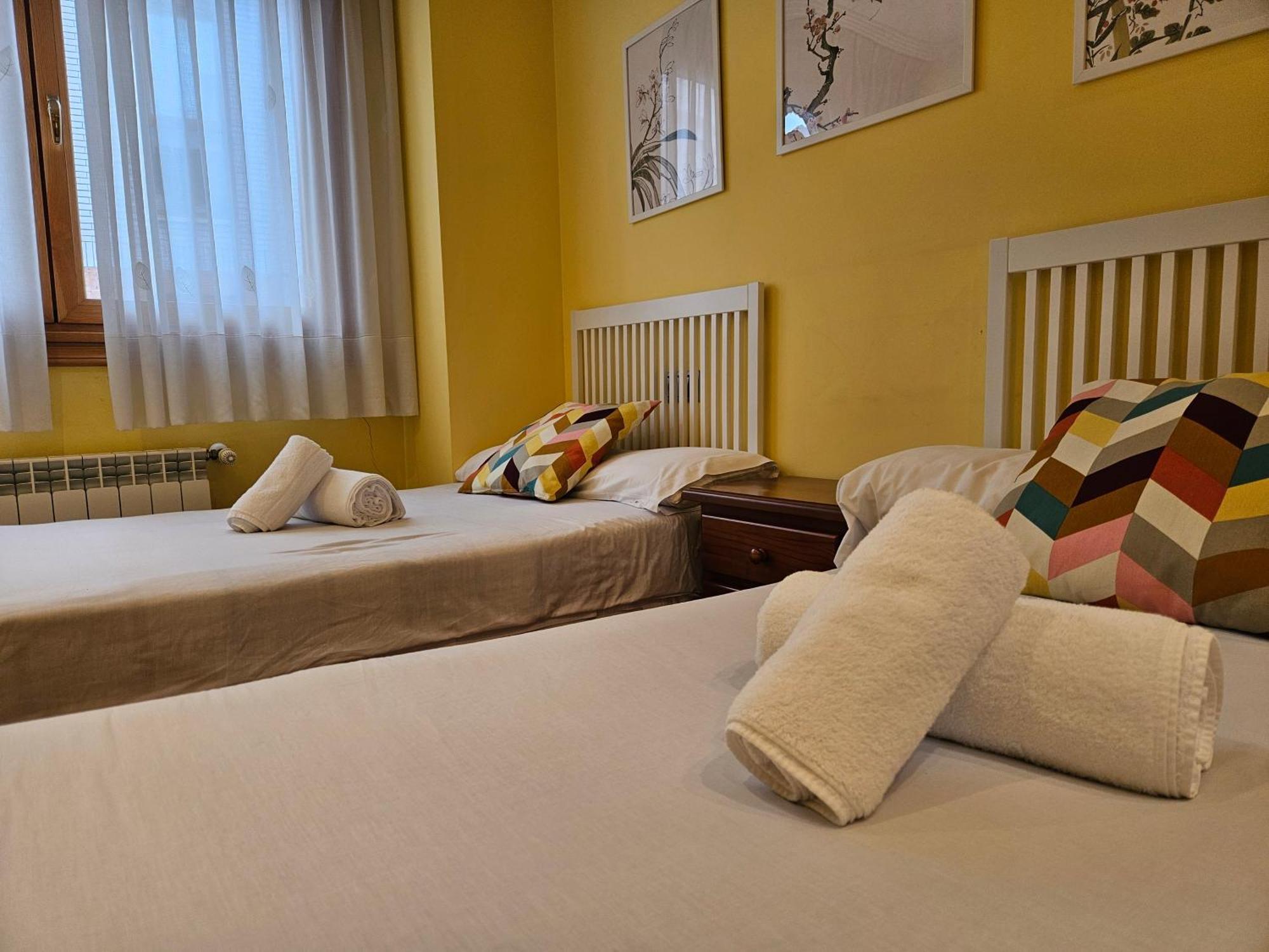 196A Acogedor Apartamento En Gijón Buitenkant foto